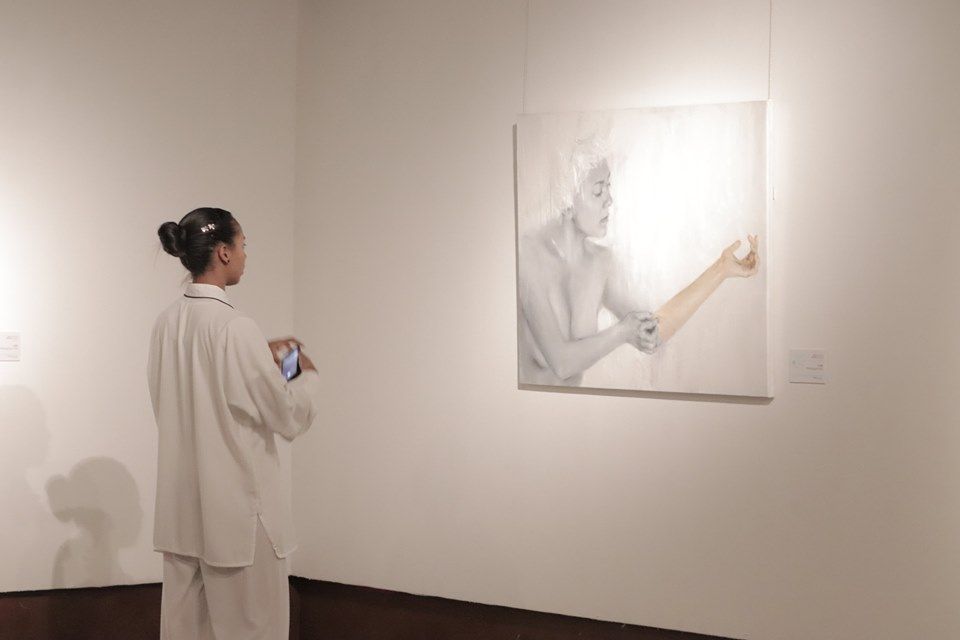 Artista busca personas sin problemas para mostrar su cuerpo