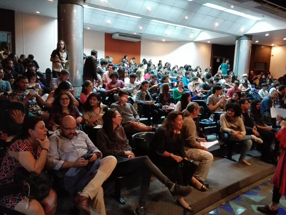 El 94% de los costarricenses quiere que la educación sea servicio esencial