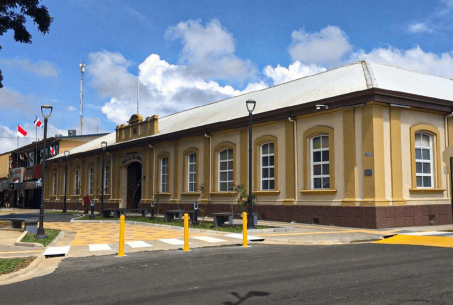 Rechazo por agresión de adulto mayor en actividad pro Cuba en la Sede de Occidente (UCR)