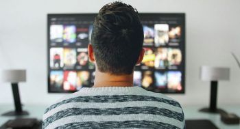Personas morosas por adquirir cosas.