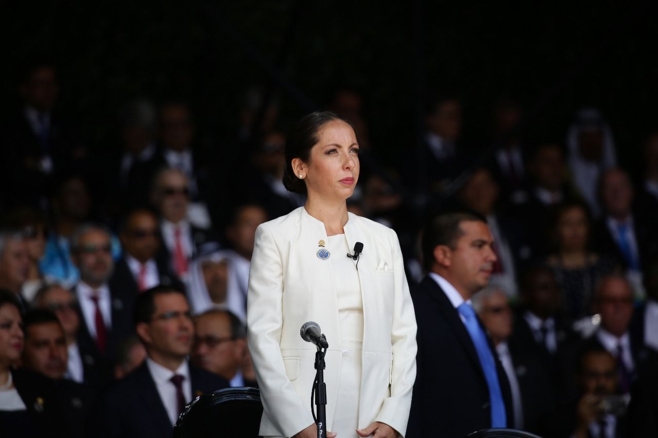 Dos diputadas del PAC reprenden conducta de sendos diputados de oposición