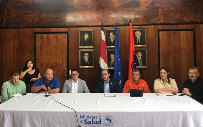 Salud advierte que cerrará establecimientos que no disminuyan mitad de su ocupación