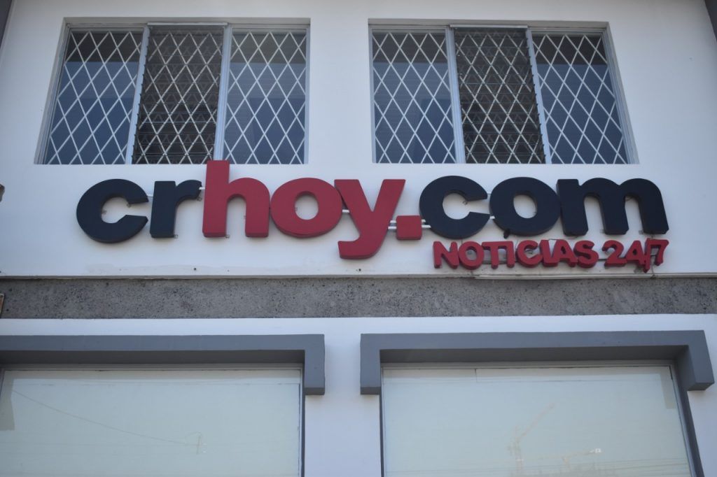 Supueta agresión de periodista de CRHoy