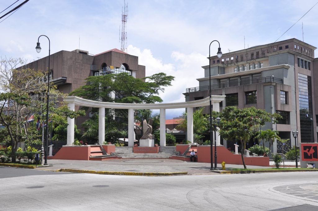 Duplica lo solicitado por Hacienda: TSE recorta más de ₡6.800 millones de su presupuesto 2026 pero advierte que recorte en 2027 pone en riesgo elecciones municipales
