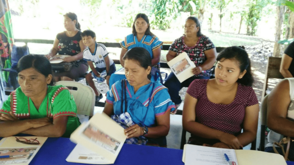 Encuentro de mujeres indígenas Térraba Mujeres Mano de Tigre Orcüo Dbön Sociedad Civil 2018