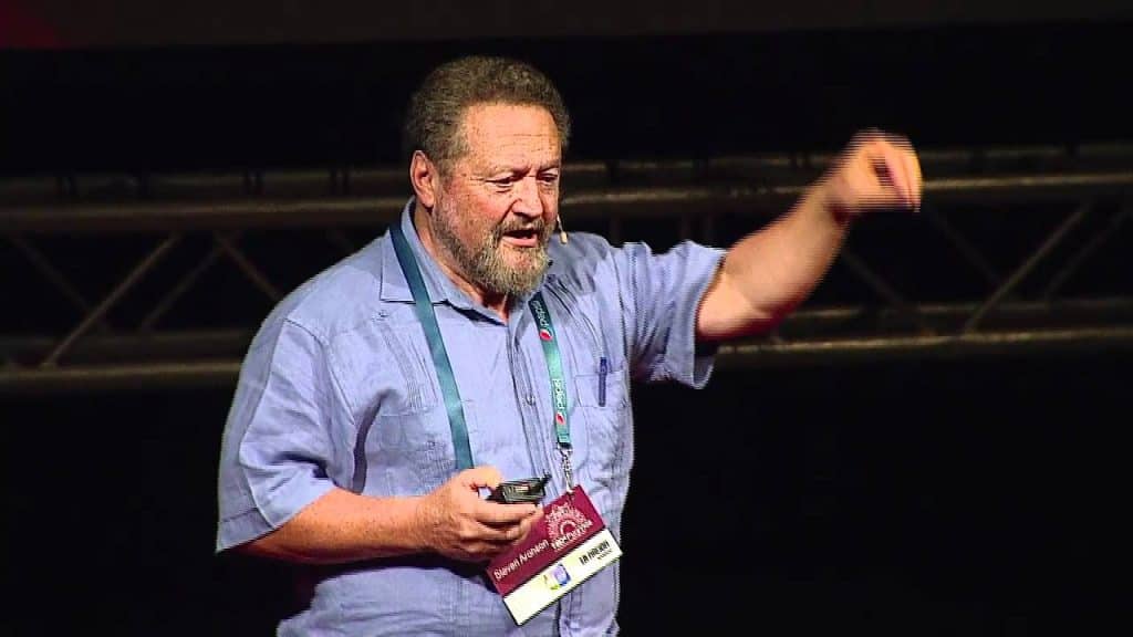 Steve Aronson niega ser dueño de Grupo Britt y fortuna que le asigna estudio de la UCR y revista Forbes
