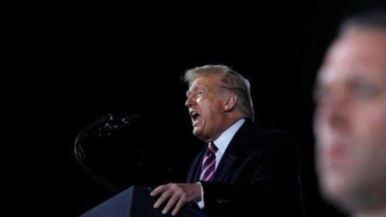 Trump anuncia que pagará de su bolsillo los anuncios de campaña tras la polémica por el uso de dinero público para promocionarse