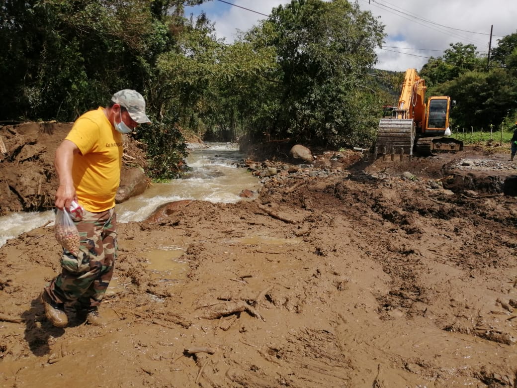 Gira de alto nivel en zona sur decide decretar emergencia por daños de ETA