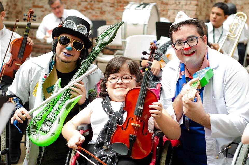 “Orquesta por la Vida” obtiene galardón por trabajo con pacientes del Hospital Nacional de Niños