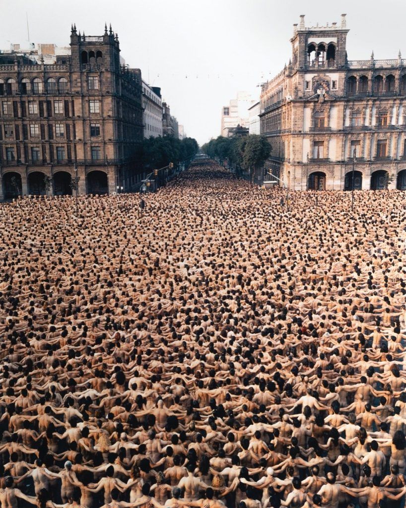 Desnudos Zocalo Tunick Mexico
