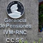 Gobierno de Laura Chinchilla negoció dinero de pensiones de la CCSS.