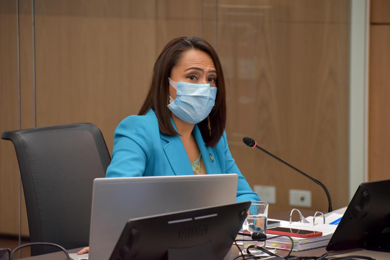 Ministra Dinarte: Informe de Contraloría “tiene conclusiones imprecisas y prematuras” sobre Bono Proteger