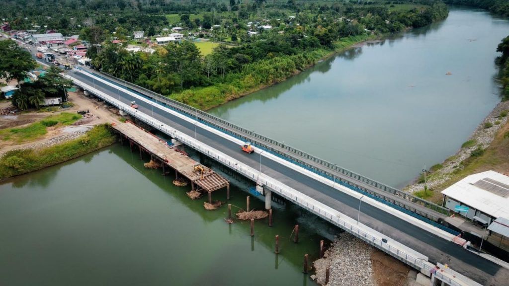 Un puente binacional financiado por tres países en una zona de alta promesa turística: Sixaola - Guabito 3 Puente Sixaola nuevo 1