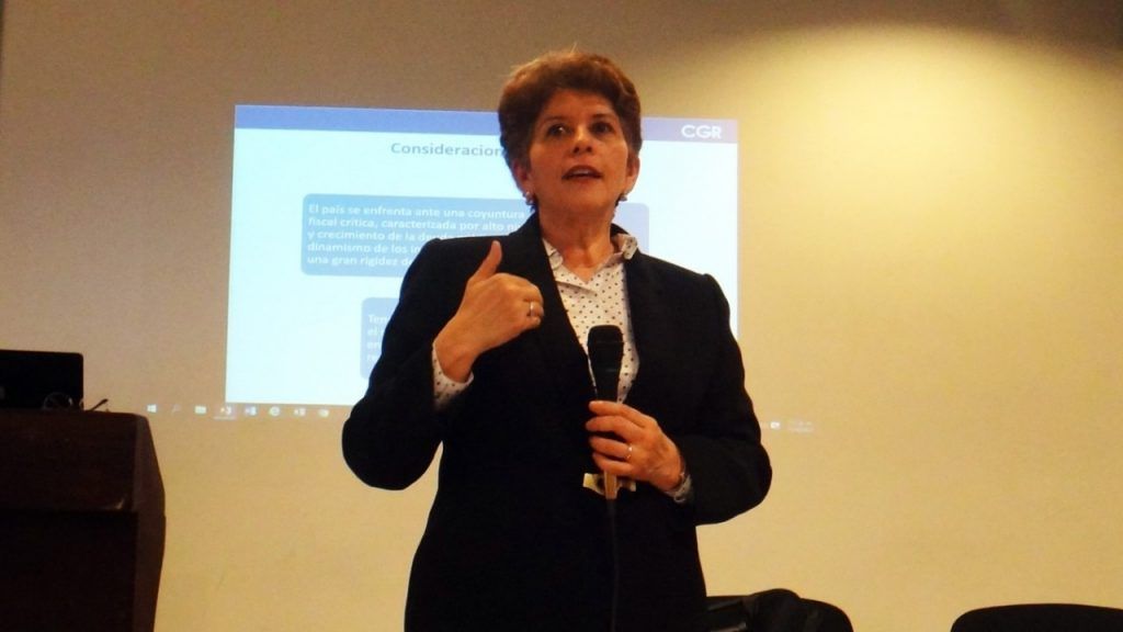 marta acosta contralora general republica