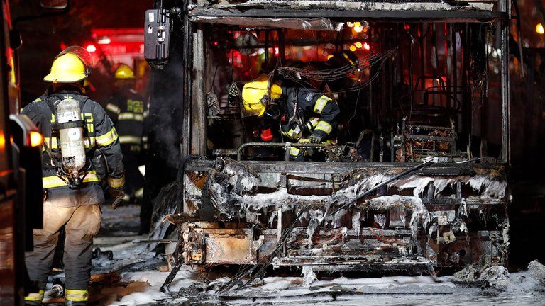 Al menos 7 muertos en un ataque a una sinagoga al este de Jerusalén
