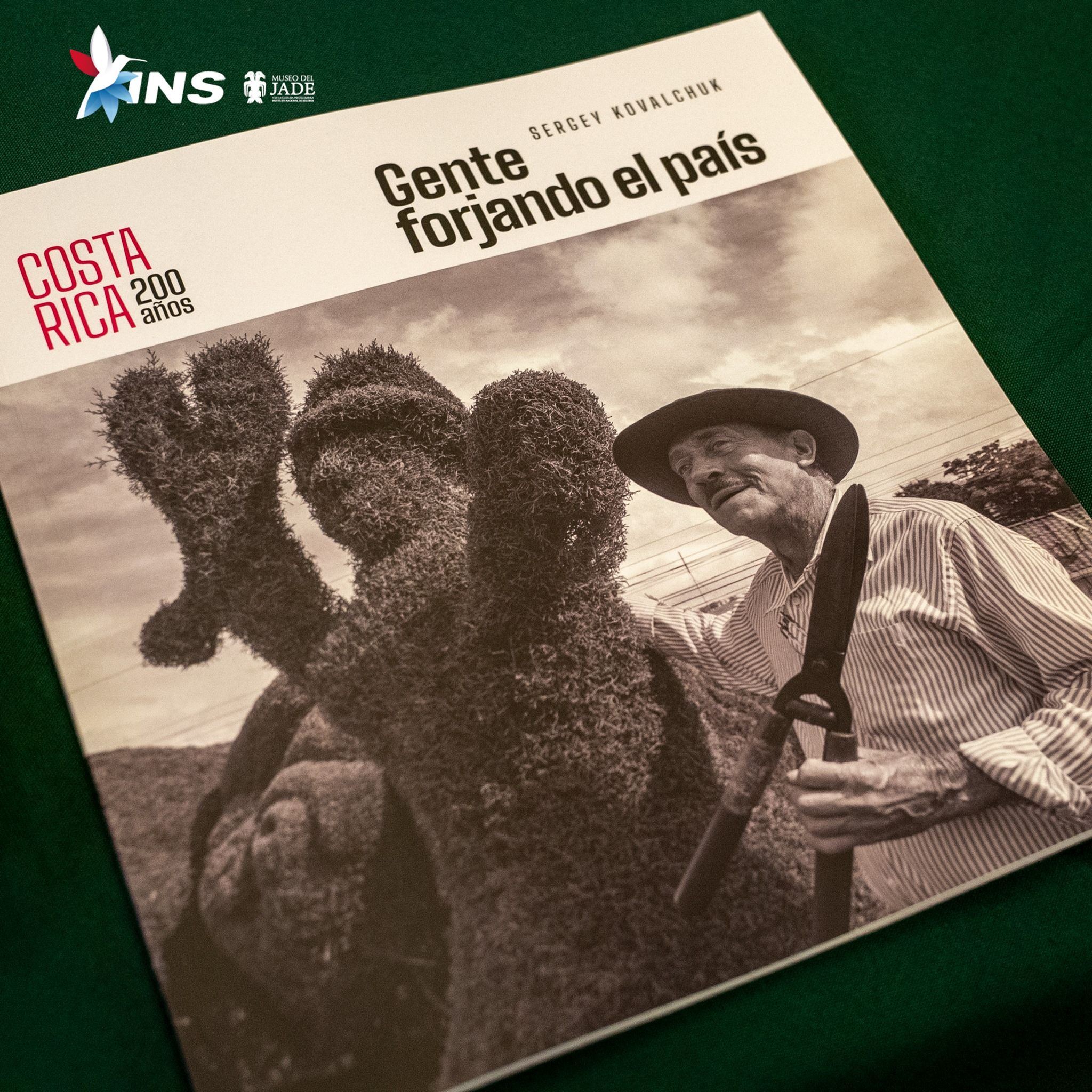 Museo del Jade Exposición fotográfica “Gente forjando el país” forma parte del Bicentenario