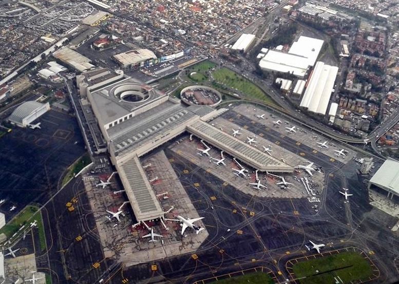 Aeropuerto-Mexico Embajador se reúne con autoridades mexicanas tras denuncias de maltratos a costarricenses en aeropuerto de CDM