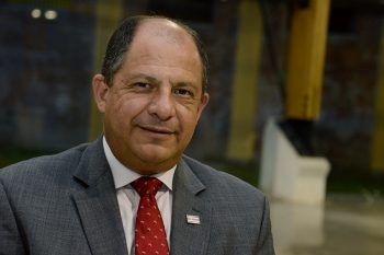 Encuentro CCR: Expresidente Solís Rivera reafirma que no pretende ser presidente de nuevo en máster class sobre narcoactividad, seguridad y derechos humanos (Video) 10 lgs