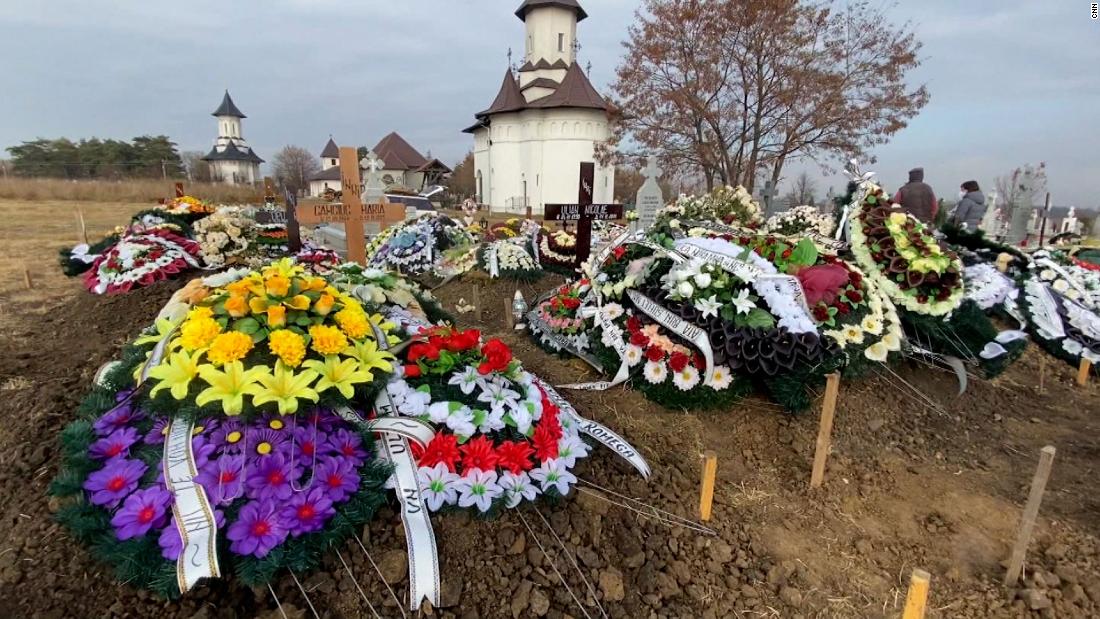 OMS resalta que la tendencia en las muertes por COVID-19 continúa bajando