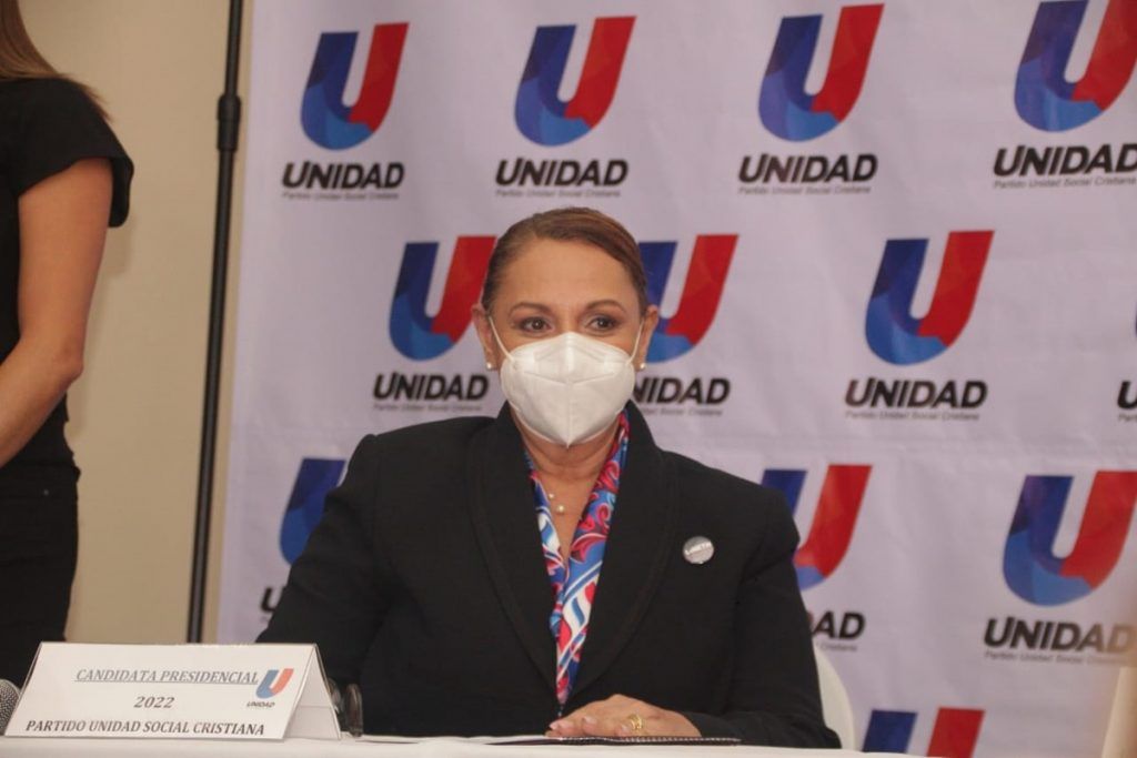 Duros ataques a Lineth Saborío por debate: ‘Habla de revisar todo pero sin soluciones concretas’