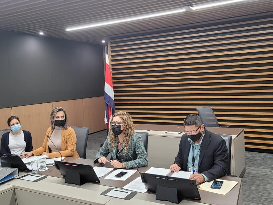 Dictaminan proyecto que permite a las asociaciones comunales realizar labores de mantenimiento