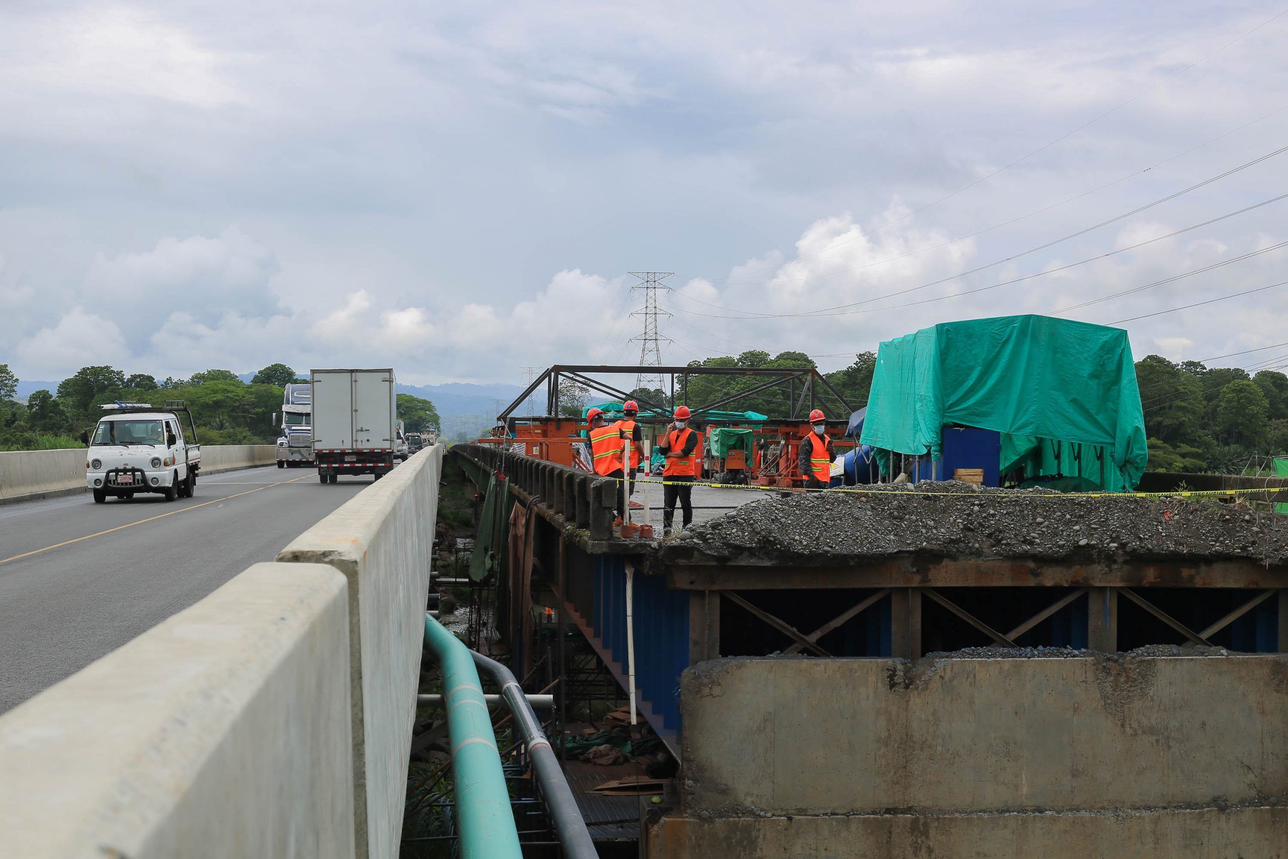 Contratación de 299 obras de infraestructura de emergencia se hará con normas del BCIE y no con el Sicop
