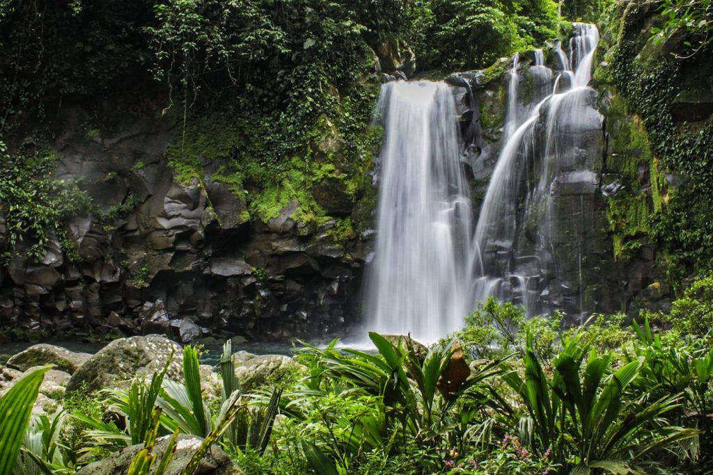 catarata el encanto Guacimo