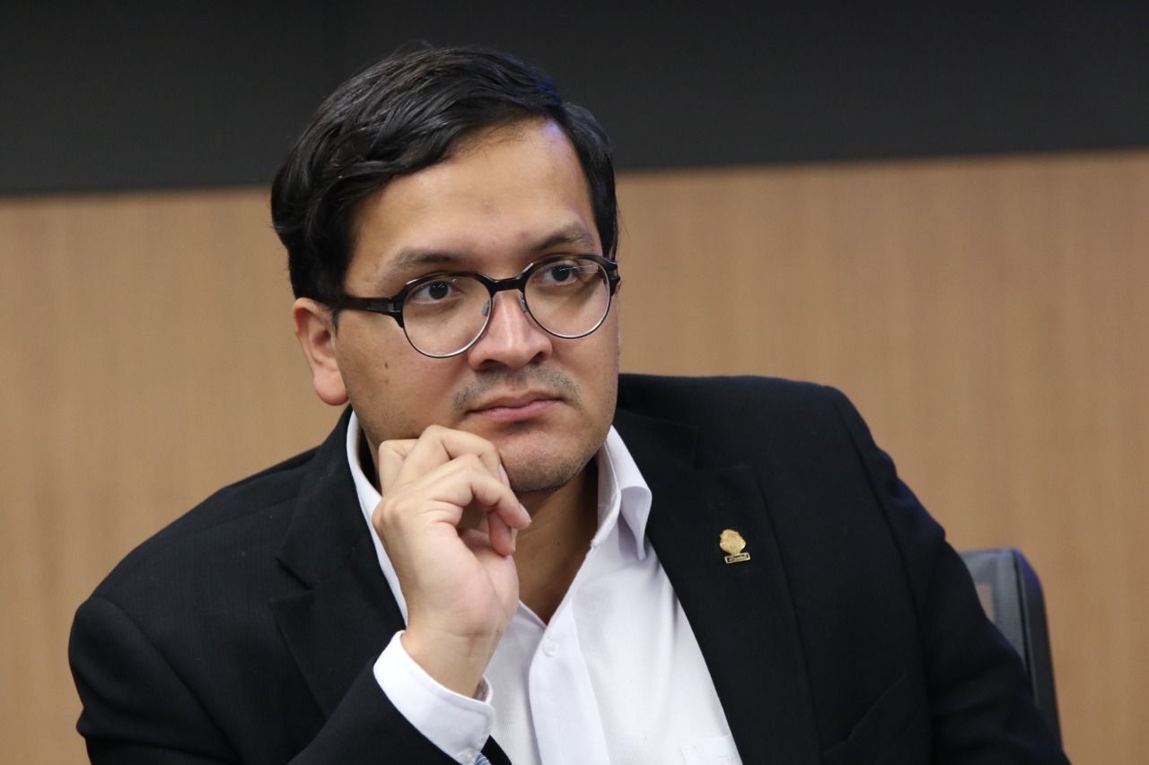 Ortega-Frente-Amplio Frente Amplio sospecha que “Whatsapp del presidente” sería usado para proselitismo electoral