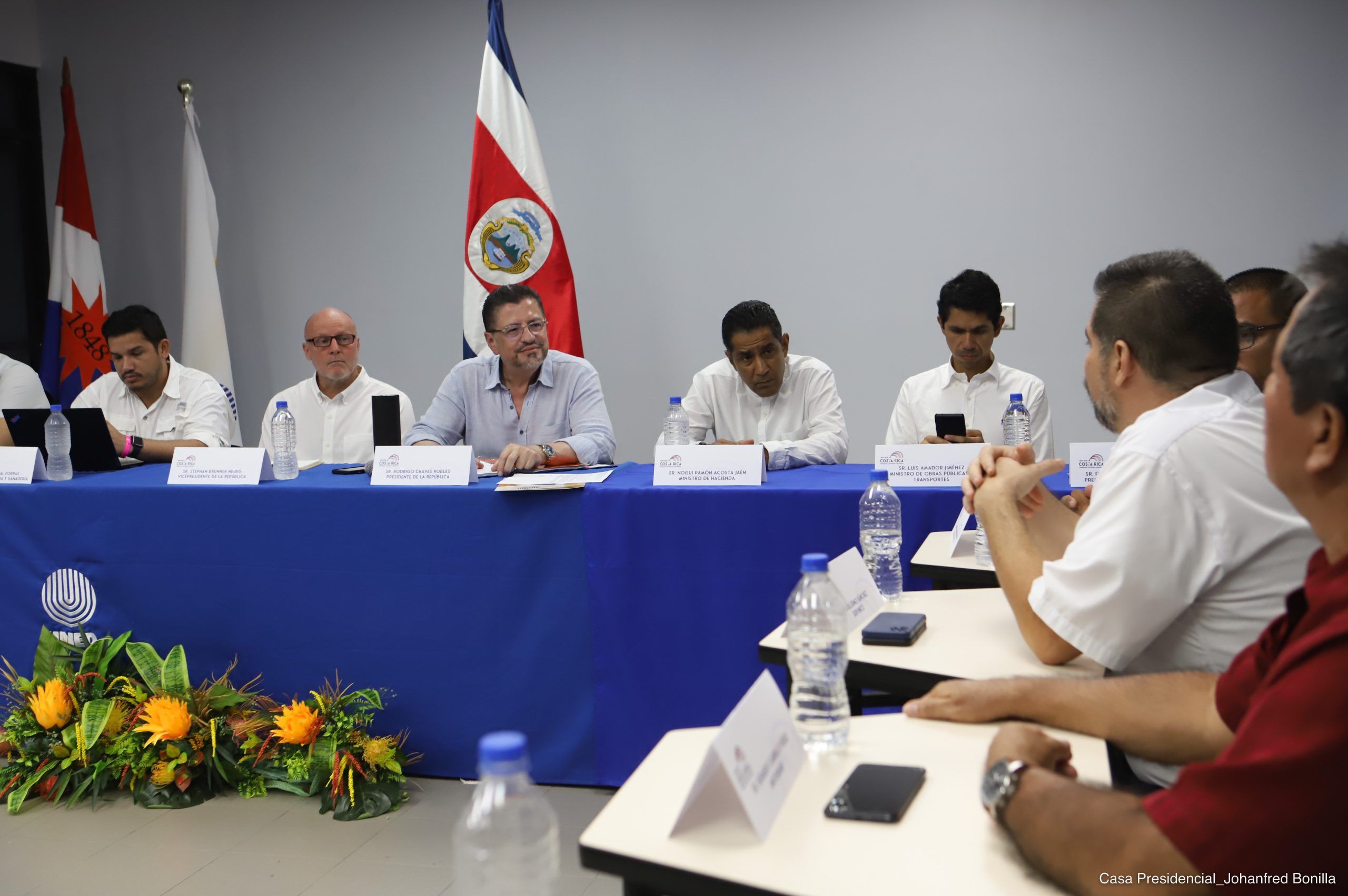 Chaves presume como su obra rebaja en luz y gasolina que se debe a factores naturales: “En 4 meses logramos eso”, dijo