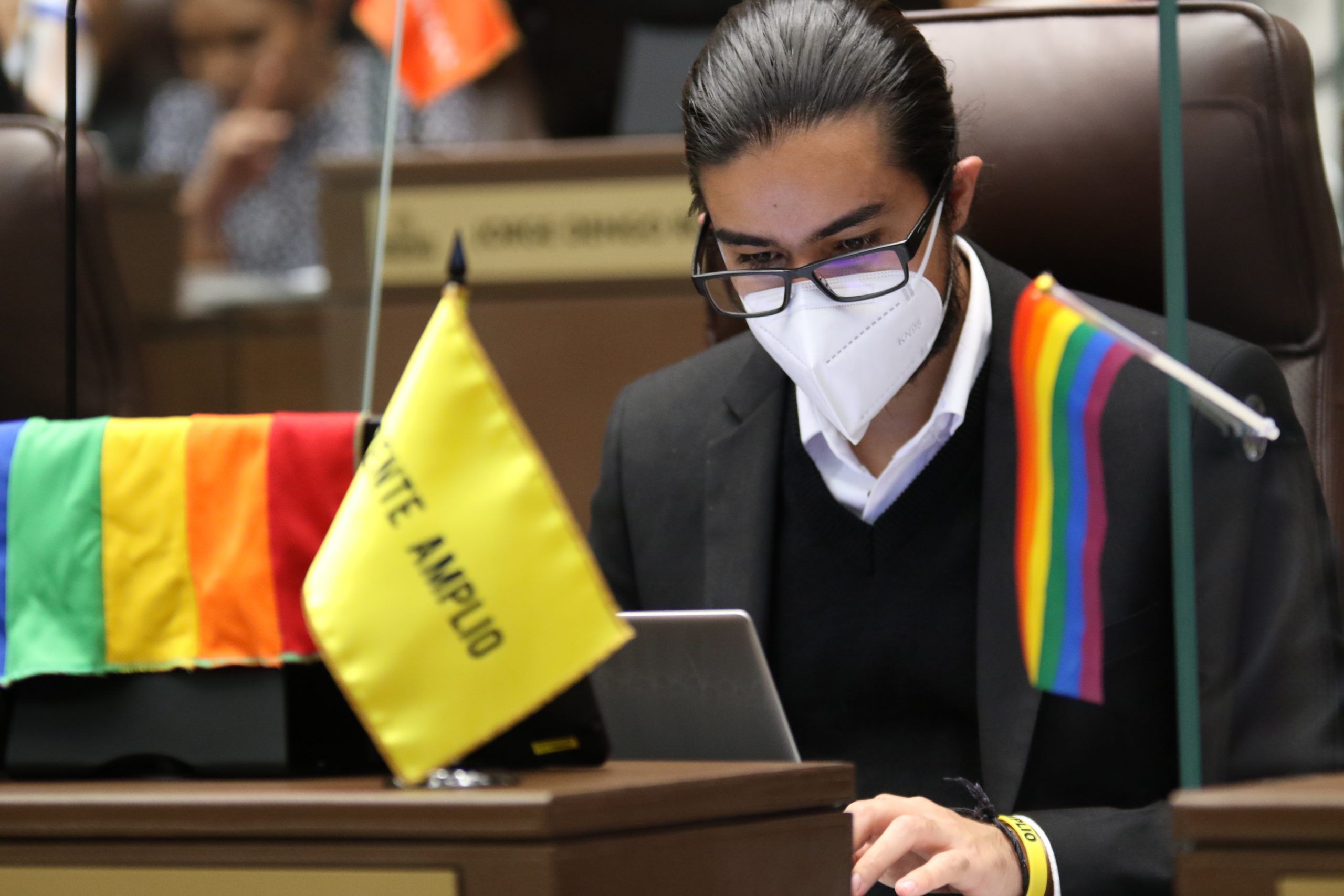 Jefe del Frente Amplio a Fabricio Alvarado: “No soy ateo, pero no uso mis creencias como herramienta política”