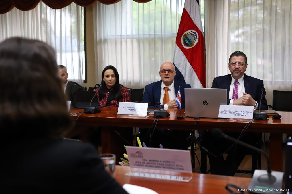 Ley del Cannabis en ciernes.