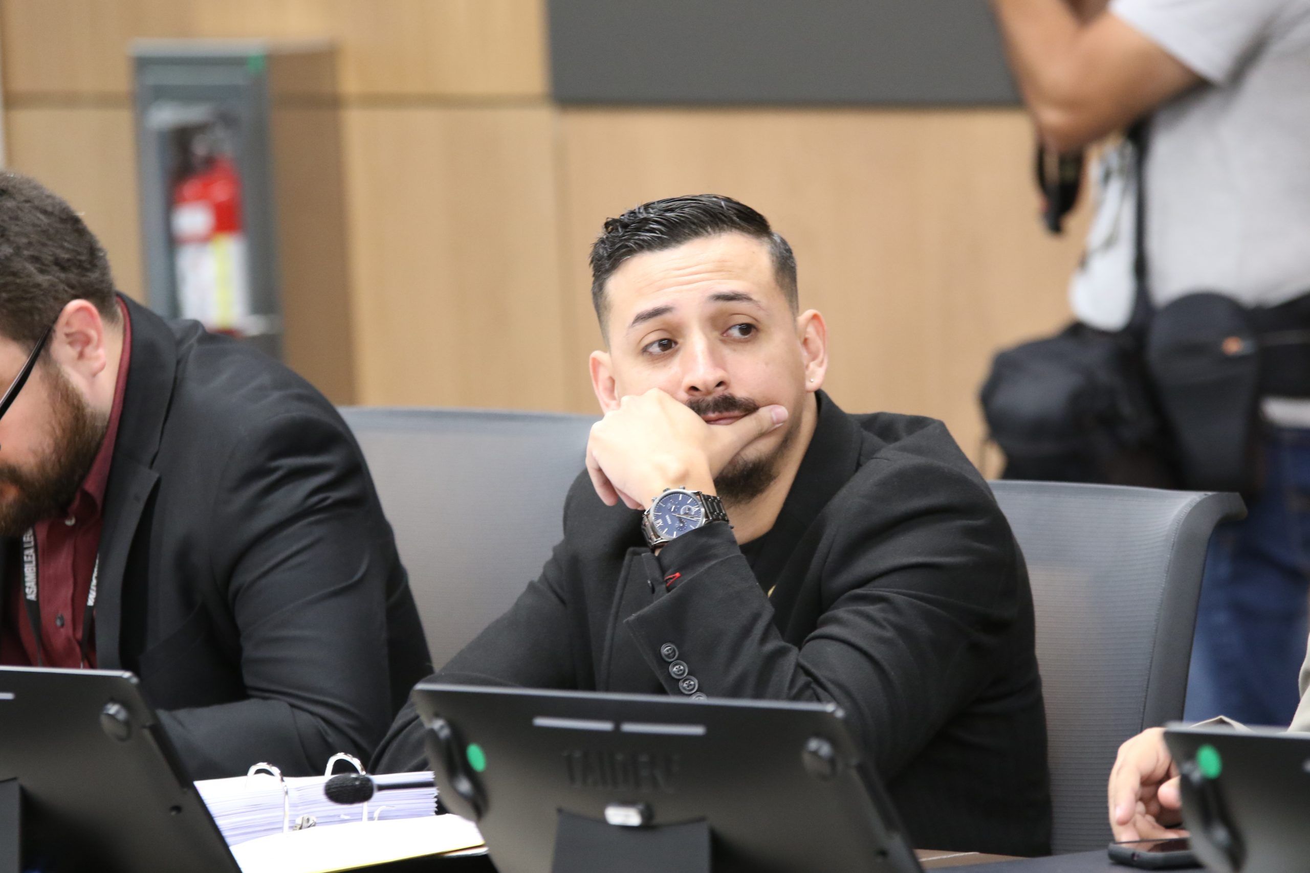 Ariel Robles demuestra que jerarca de Ambiente omitió firmar un decreto para proteger terreno protegido de Gandoca Manzanillo