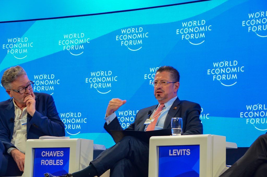 Foro Economico Mundial Democracia El Camino a Seguir 06