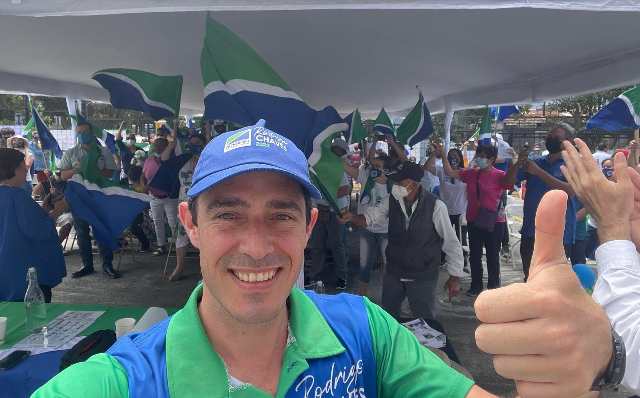 Manuel Morales defiende legalizar Cannabis.