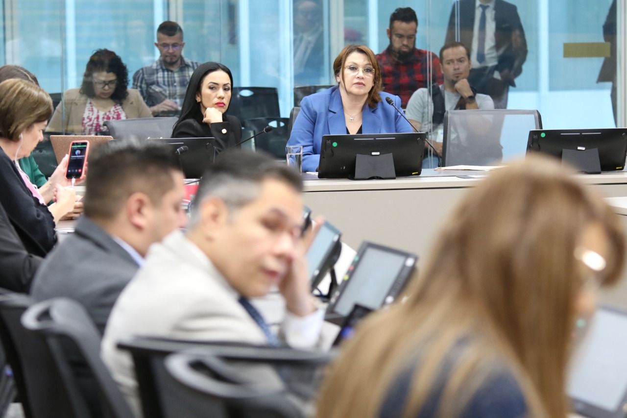Oficialismo se opuso: Comisión que investiga campaña 2022 tendrá más tiempo para resultados