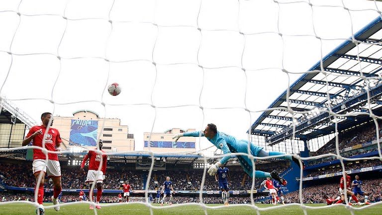 Se salva el Nottingham Forest de Navas