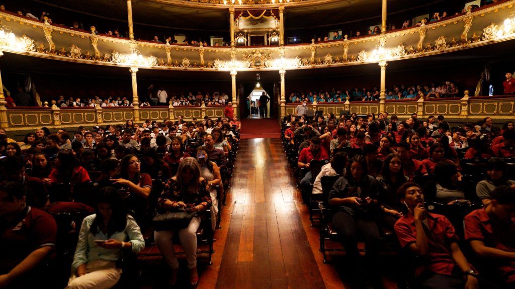 Las mil y una noches en el Teatro Nacional.