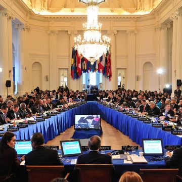 La OEA alarma por la demora y falta de uniformidad del escrutinio final de los votos en El Salvador