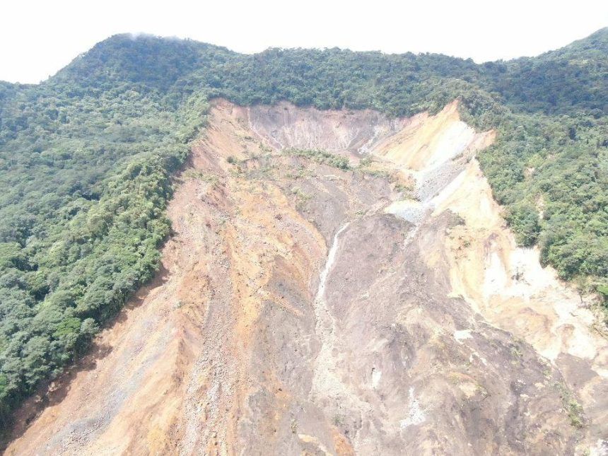 (Video) Impactantes imágenes del gran deslizamiento en Aguas Zarcas que afortunadamente no tuvo peores efectos