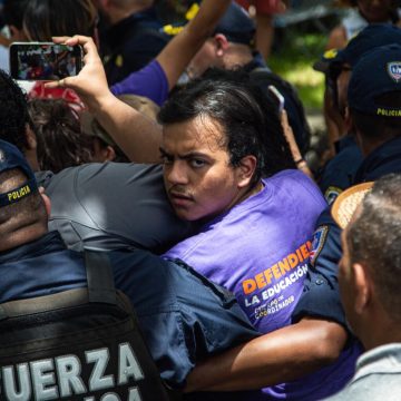 Rodrigo Chaves vuelve a despotricar contra la Universidad de Costa Rica y el CONARE por el tema de empleo