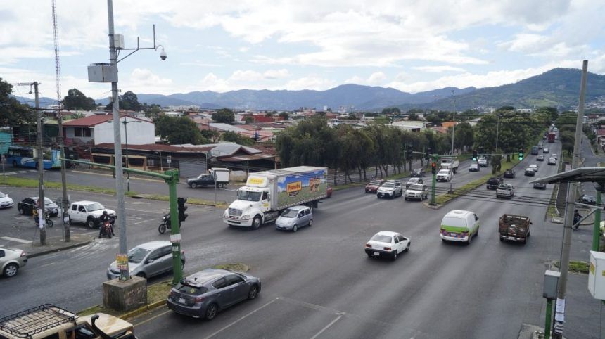 Contrato con CONAVI aprobado: MECO construirá paso elevado y puente peatonal entre Hatillos 7 y 8
