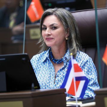 Razones de Chaves para explotar gas natural “son burla a nuestro modelo de desarrollo” y no tienen sustento científico