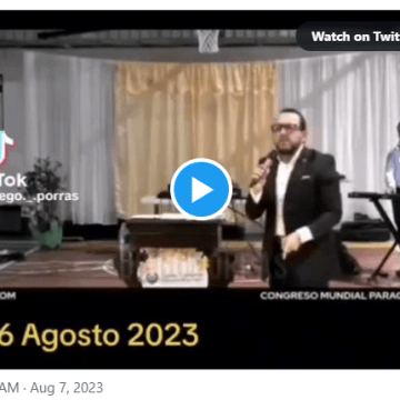 Predicador chavista usa el culto para difamar expresidentes