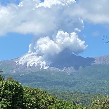 Volcán Rincón de la Vieja presenta mayor actividad y podría tener nuevas erupciones próximamente