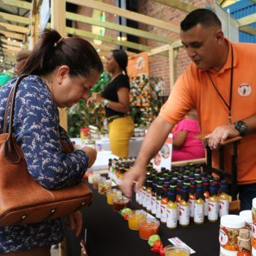 No se la puede perder: Feria de Economía Social Solidaria en la Casa del Cuño en La Antigua Aduana
