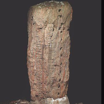 Rúnicas danesas revelan una poderosa reina vikinga: Thyra