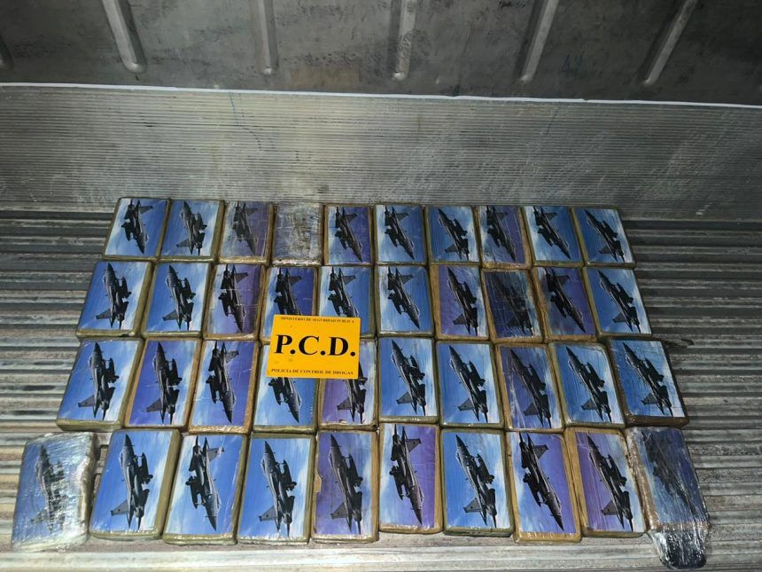 Seguridad afirma que narcos envían pocos de droga por Moín para “observar el comportamiento de la Policía”