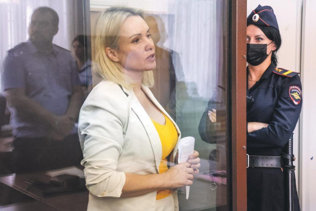Reporteros sin Fronteras denuncia posible envenenamiento de periodista opositora a Putin 1 marina ovsiannikova