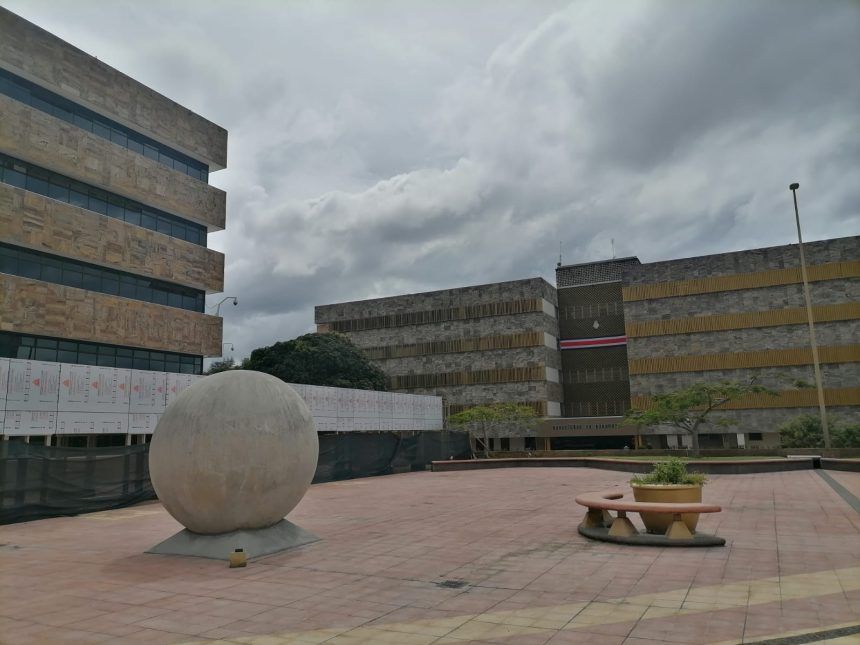 Diputada denunció presiones de alta funcionaria de la Asamblea a favor de una candidatura a la magistratura de la Sala I