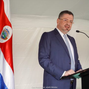 Eugenia Zamora recuerda que el Ejecutivo debe mantenerse al margen del proceso electoral a raíz de declaraciones de Rodrigo Chaves